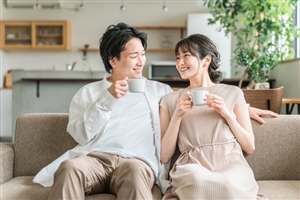 白衣コン - 不規則シフトでも出会える看護師専用婚活