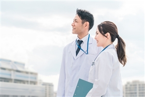 白衣コン - 不規則シフトでも出会える看護師専用婚活