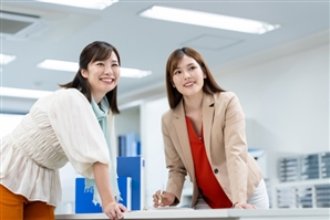 白衣コン - 不規則シフトでも出会える看護師専用婚活